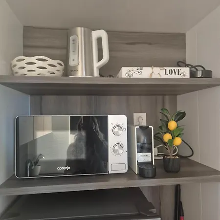 Apartment Mobilna Kucica Val