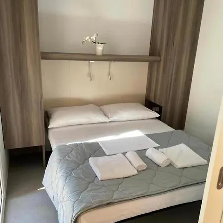 דירה Mobilna Kucica Val